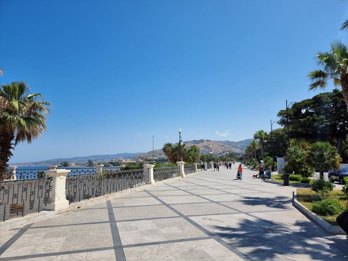 Appartement Loft Magna Grecia Reggio Calabria Centro Storico A 3 Minuti A Piedi Dal Mare Extérieur photo