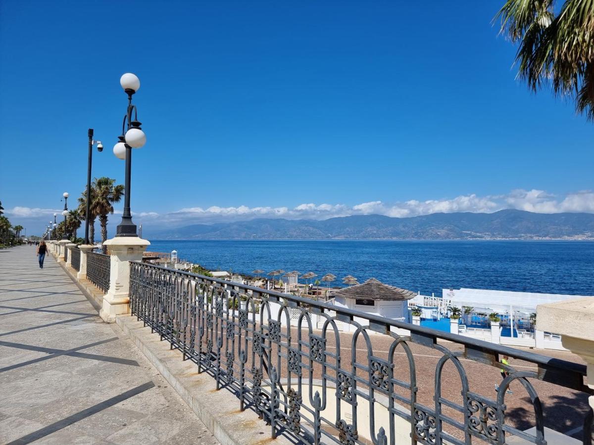 Appartement Loft Magna Grecia Reggio Calabria Centro Storico A 3 Minuti A Piedi Dal Mare Extérieur photo
