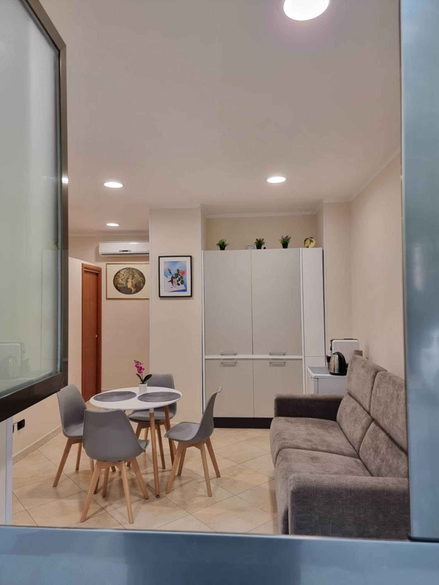 Appartement Loft Magna Grecia Reggio Calabria Centro Storico A 3 Minuti A Piedi Dal Mare Extérieur photo