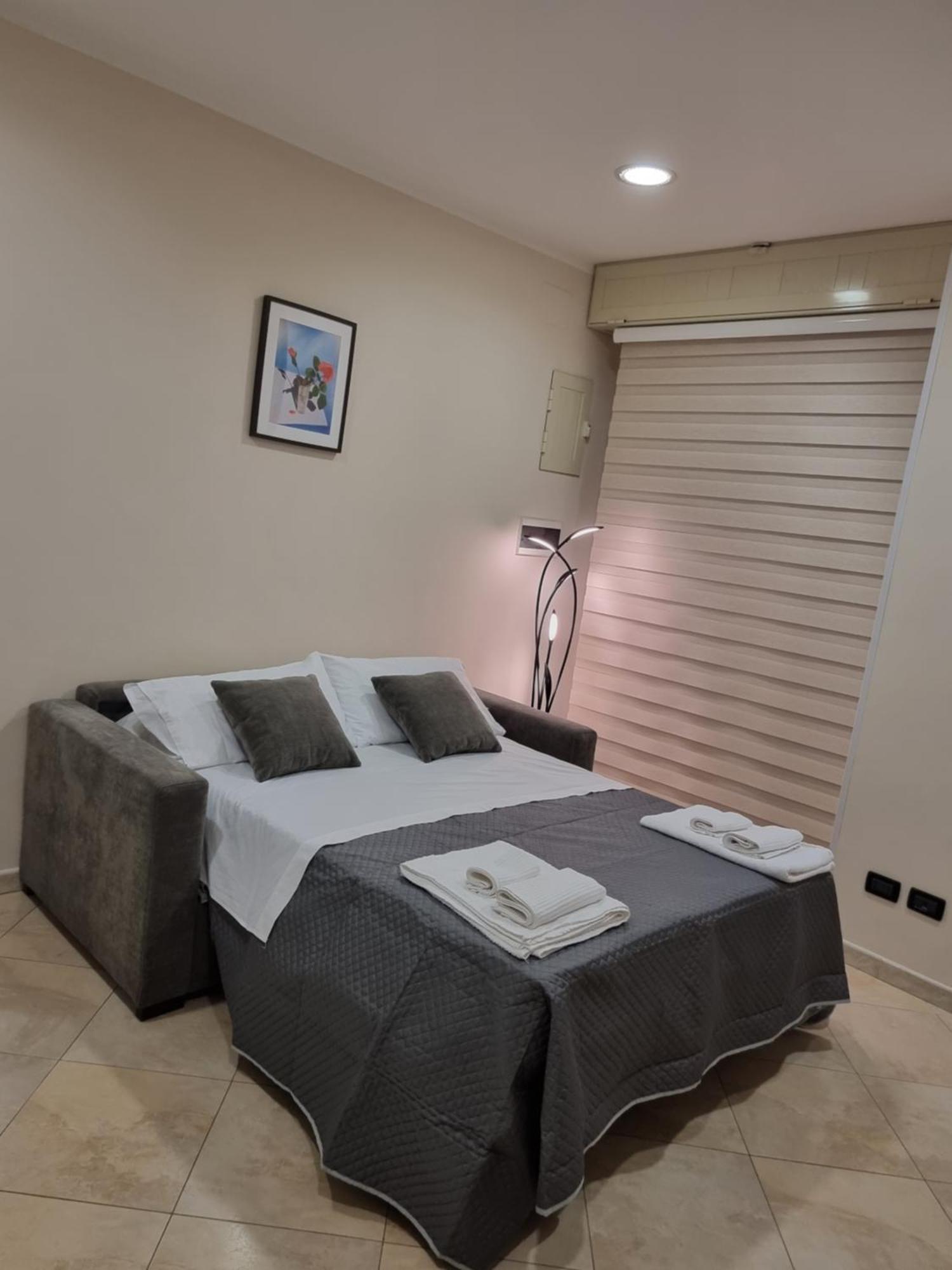 Appartement Loft Magna Grecia Reggio Calabria Centro Storico A 3 Minuti A Piedi Dal Mare Extérieur photo